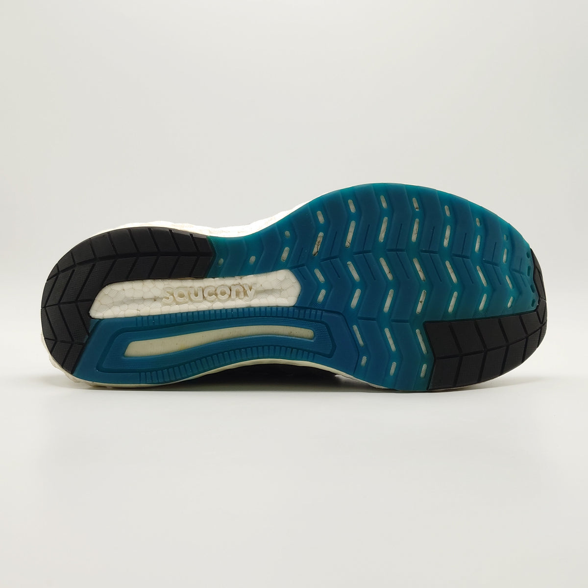 Saucony Hurricane 22