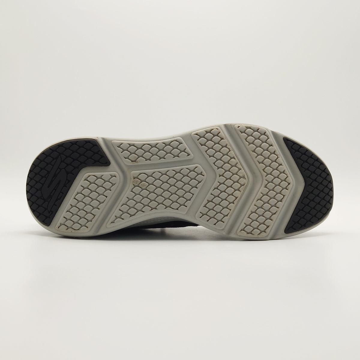 Skechers GO RUN Elevate 220322