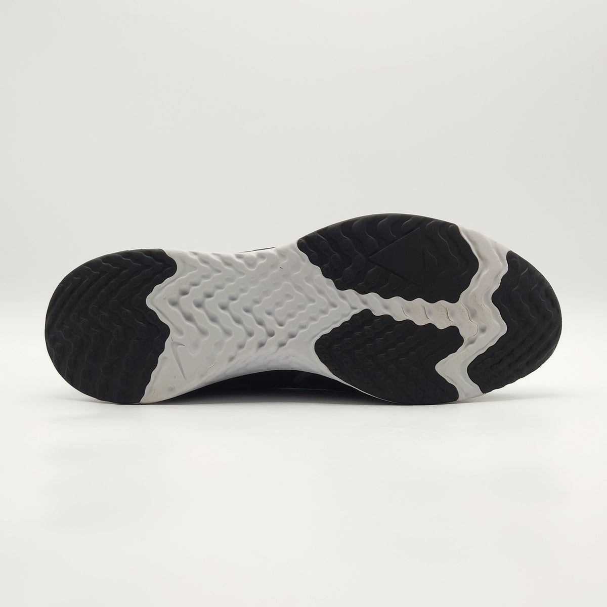 Nike Odyssey React Shield 2