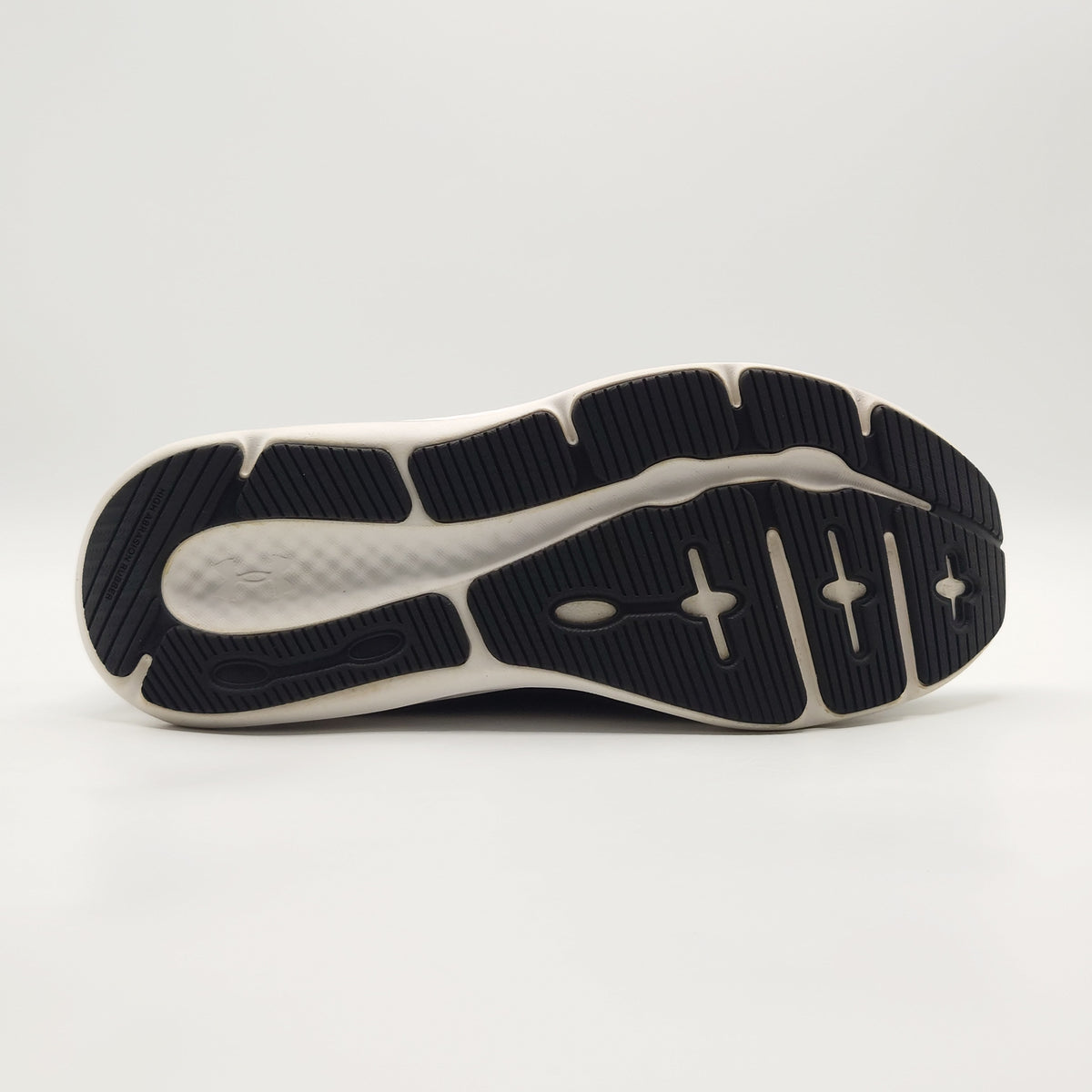 Under Armour Charged Pursuit 3