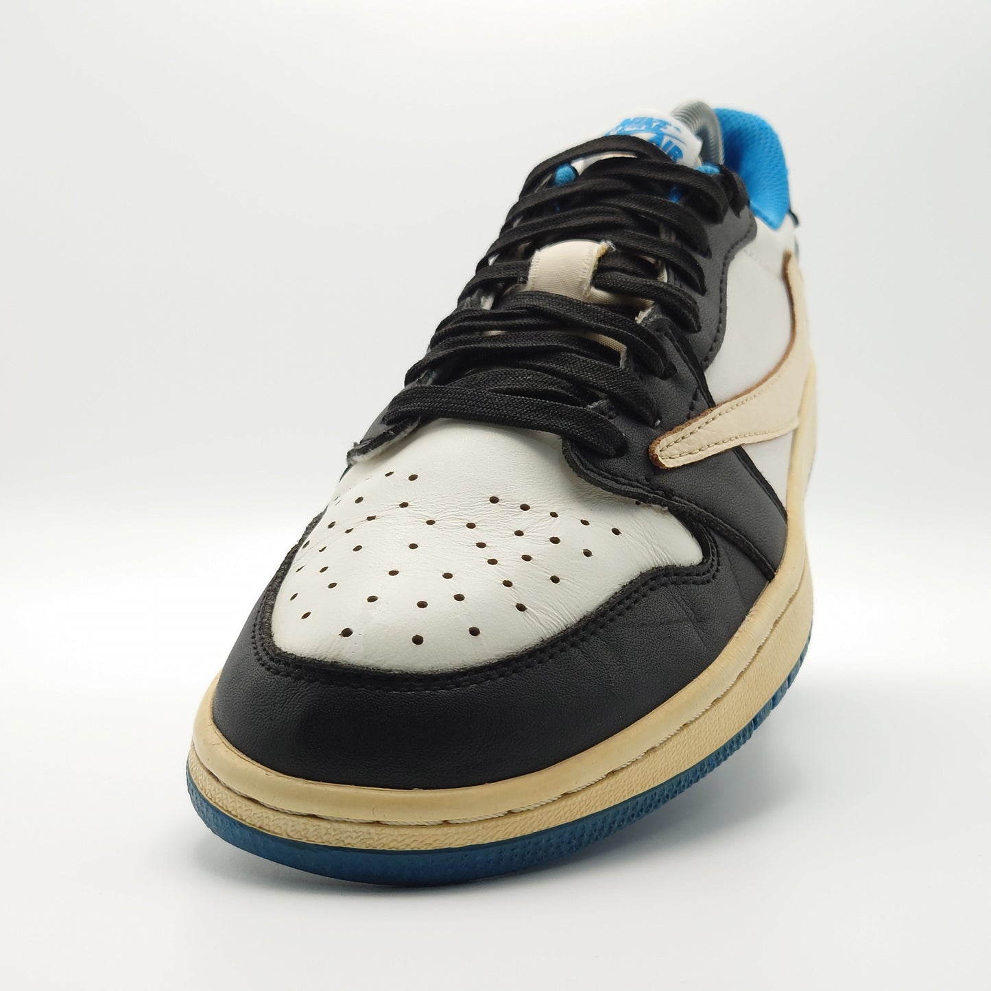 Nike Jordan 1 Retro Low OG SP Fragment x Travis Scott