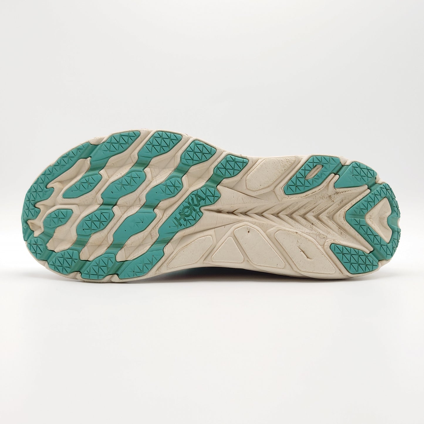 Hoka One One Clifton 8