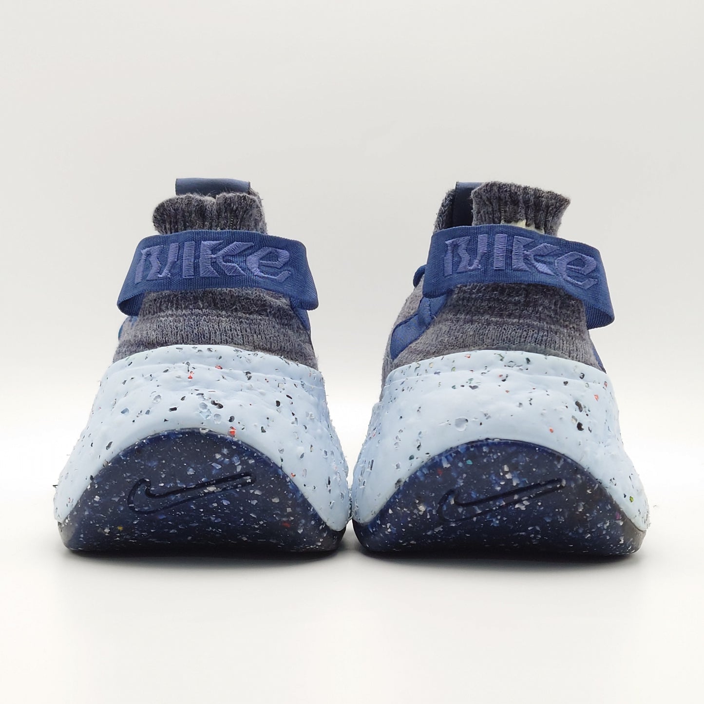 Nike Space Hippie 04