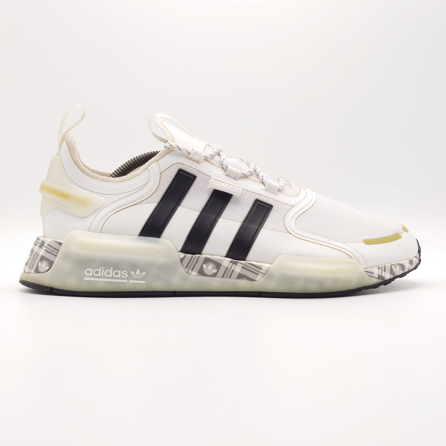 adidas NMD R1 V3