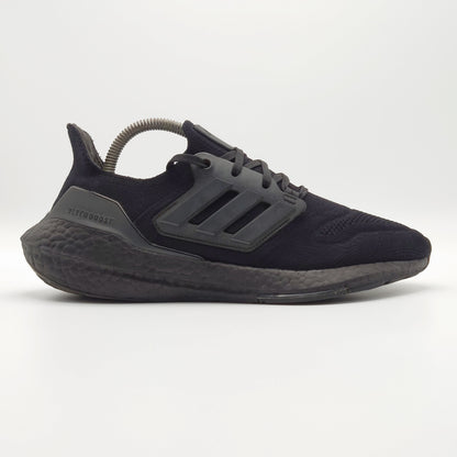 adidas UltraBoost 22