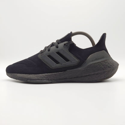 adidas UltraBoost 22