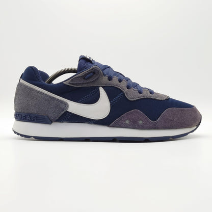 Nike Venture Runner