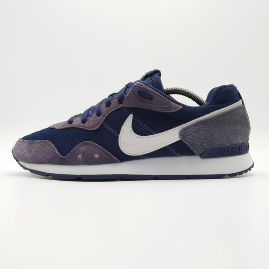 Nike Venture Runner