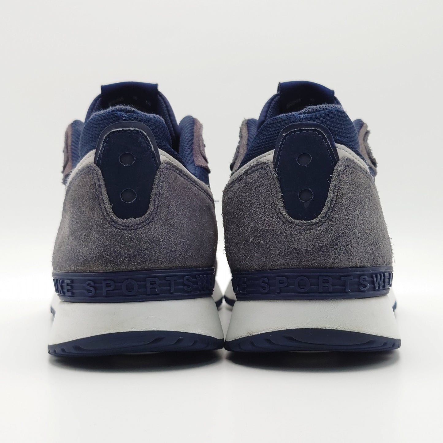 Nike Venture Runner