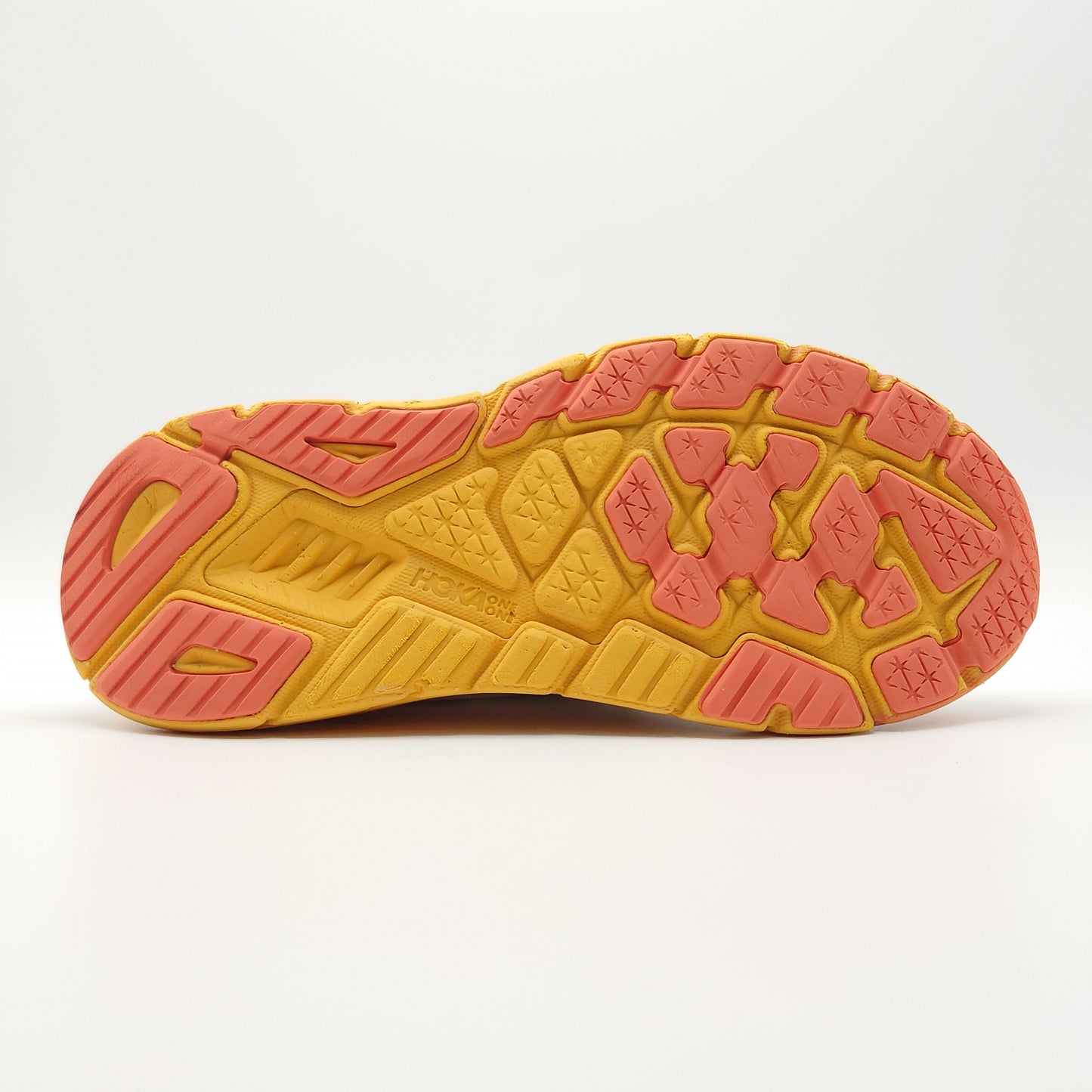 HOKA ONE ONE Arahi 6
