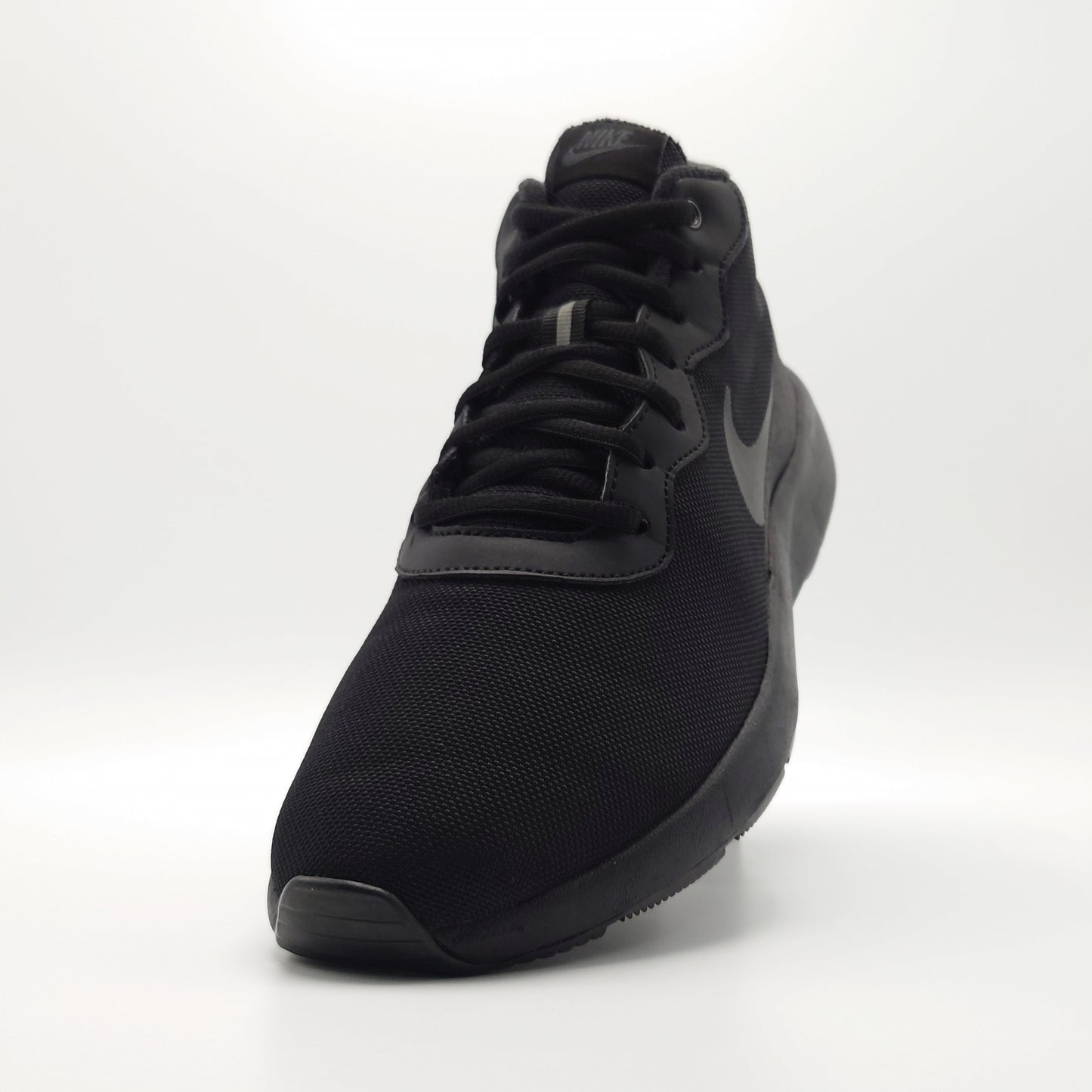 Nike Tanjun Chukka (Water Resistant)