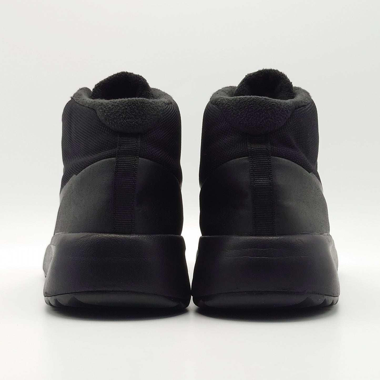 Nike Tanjun Chukka (Water Resistant)