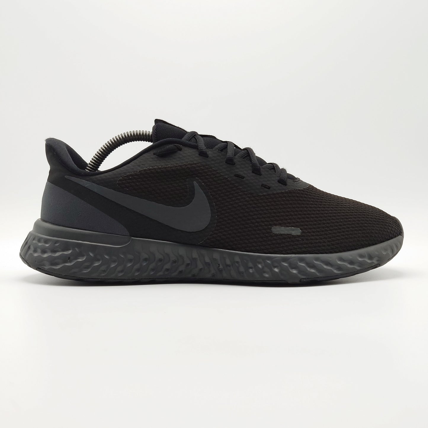 Nike Revolution 5