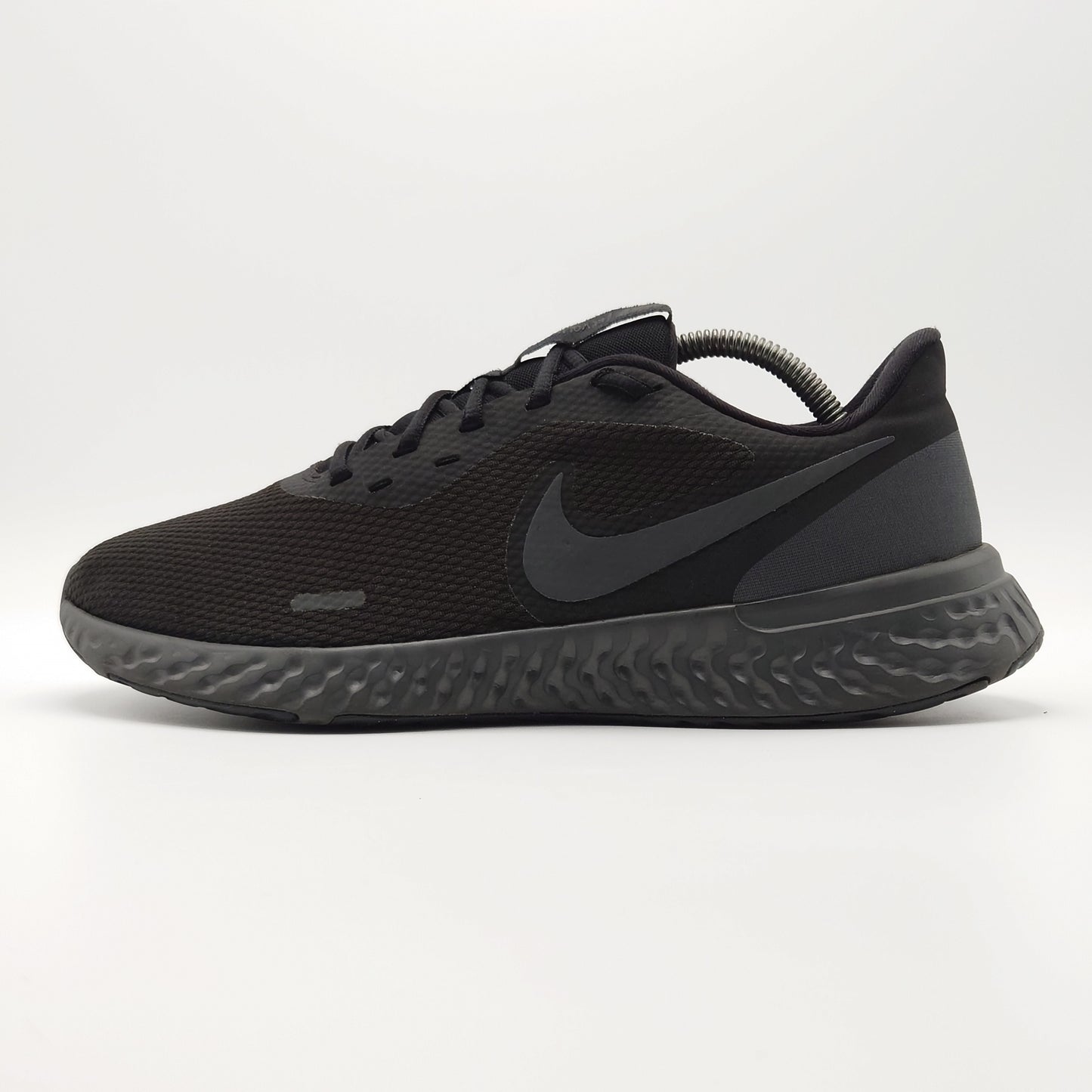 Nike Revolution 5