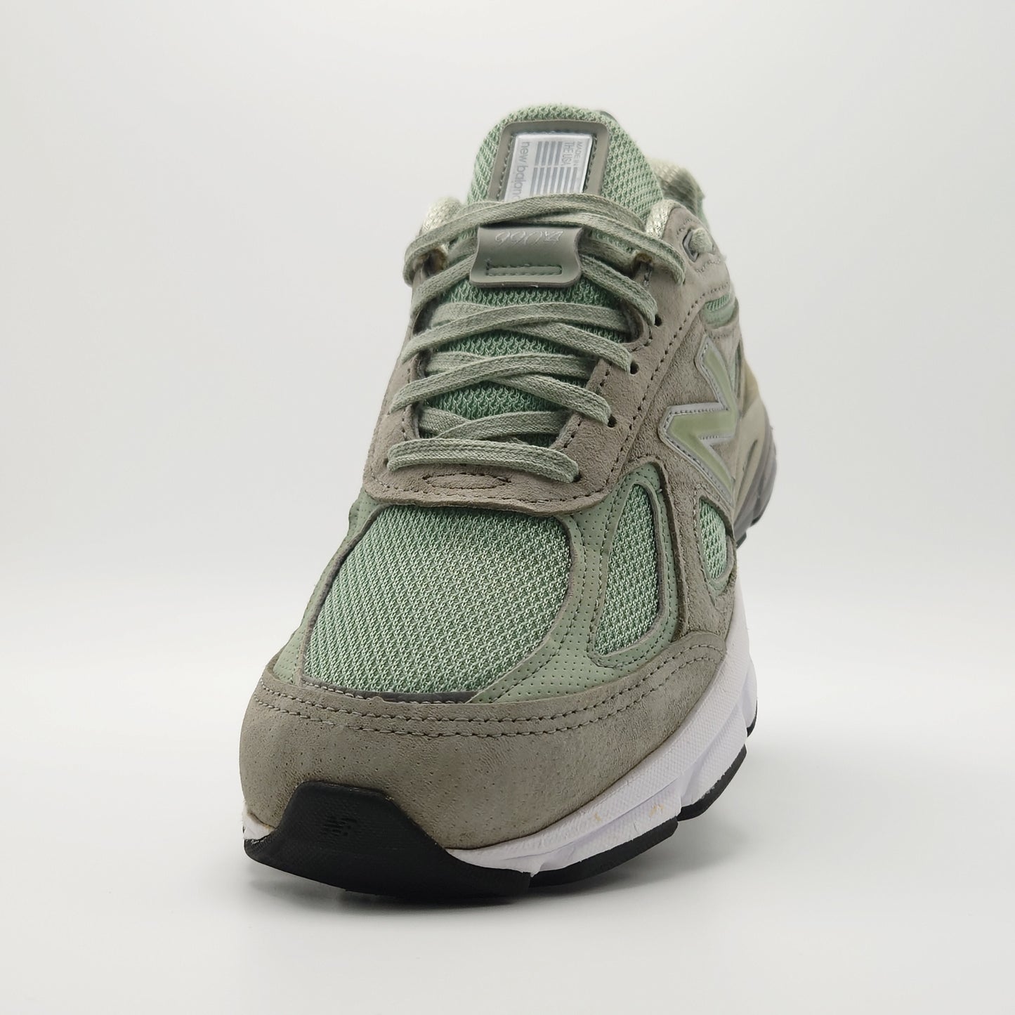 New Balance 990v4 (Made In USA)