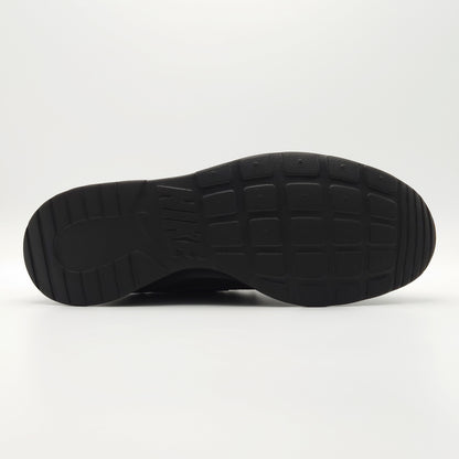 Nike Tanjun