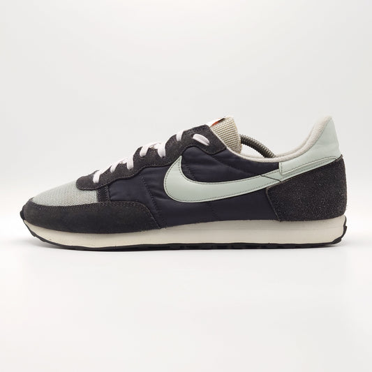 Nike Challenger OG