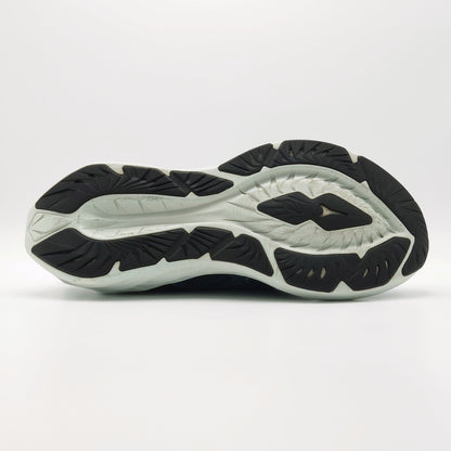 Asics Novablast 4