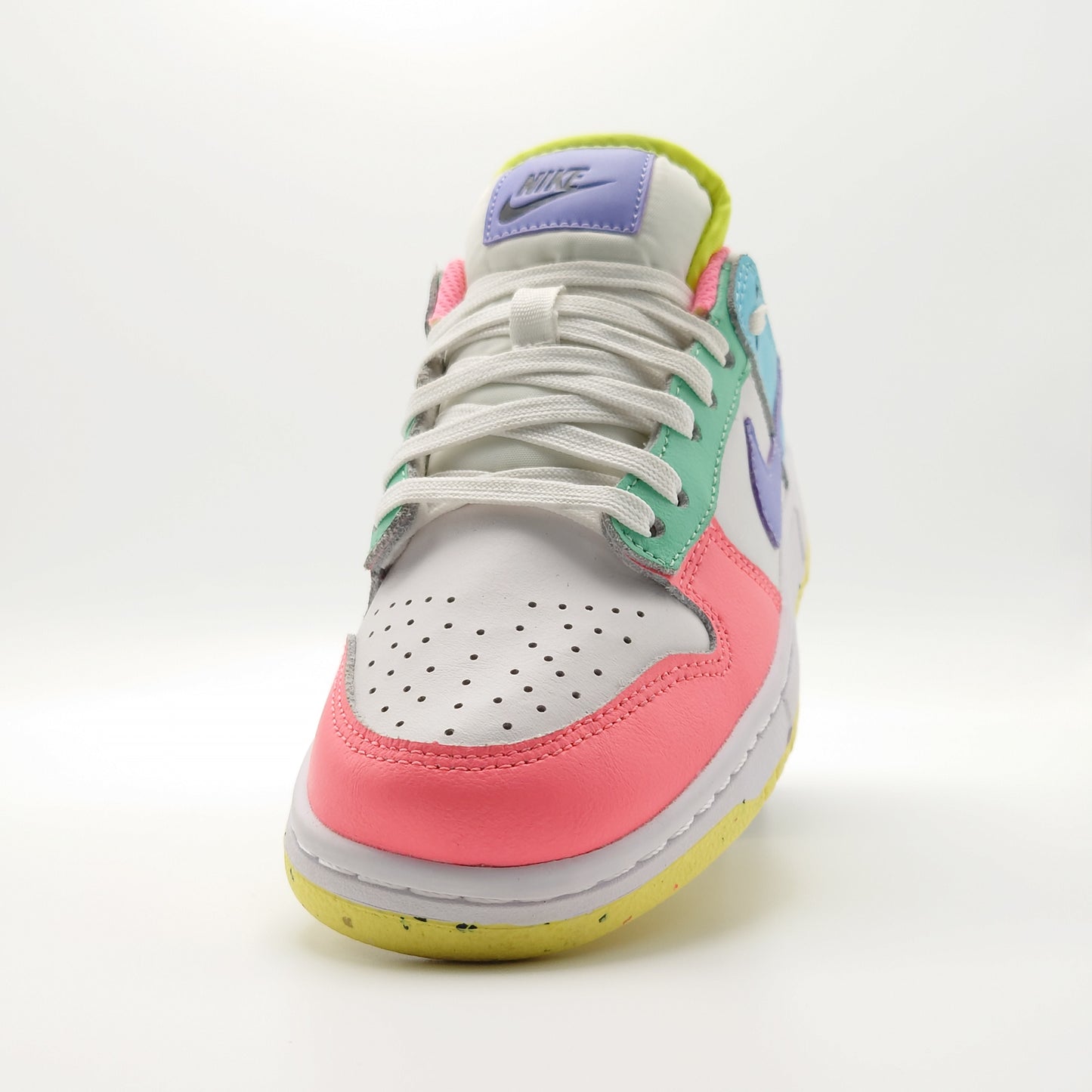 Nike Dunk Low SE Easter Candy