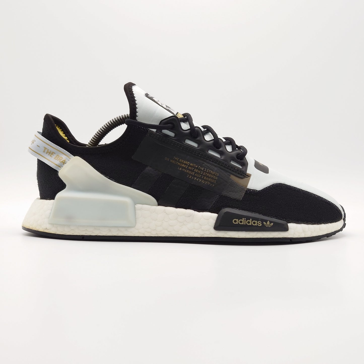 adidas NMD R1 V2 "Star Wars Lando Calrissian"