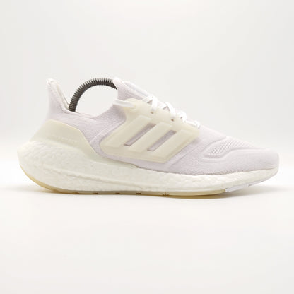 adidas UltraBoost 22