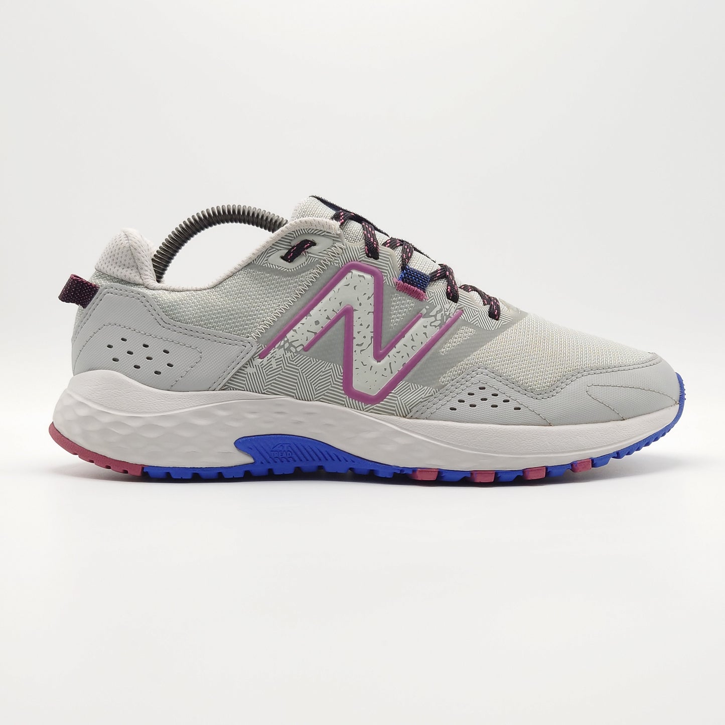 New Balance 410 V8