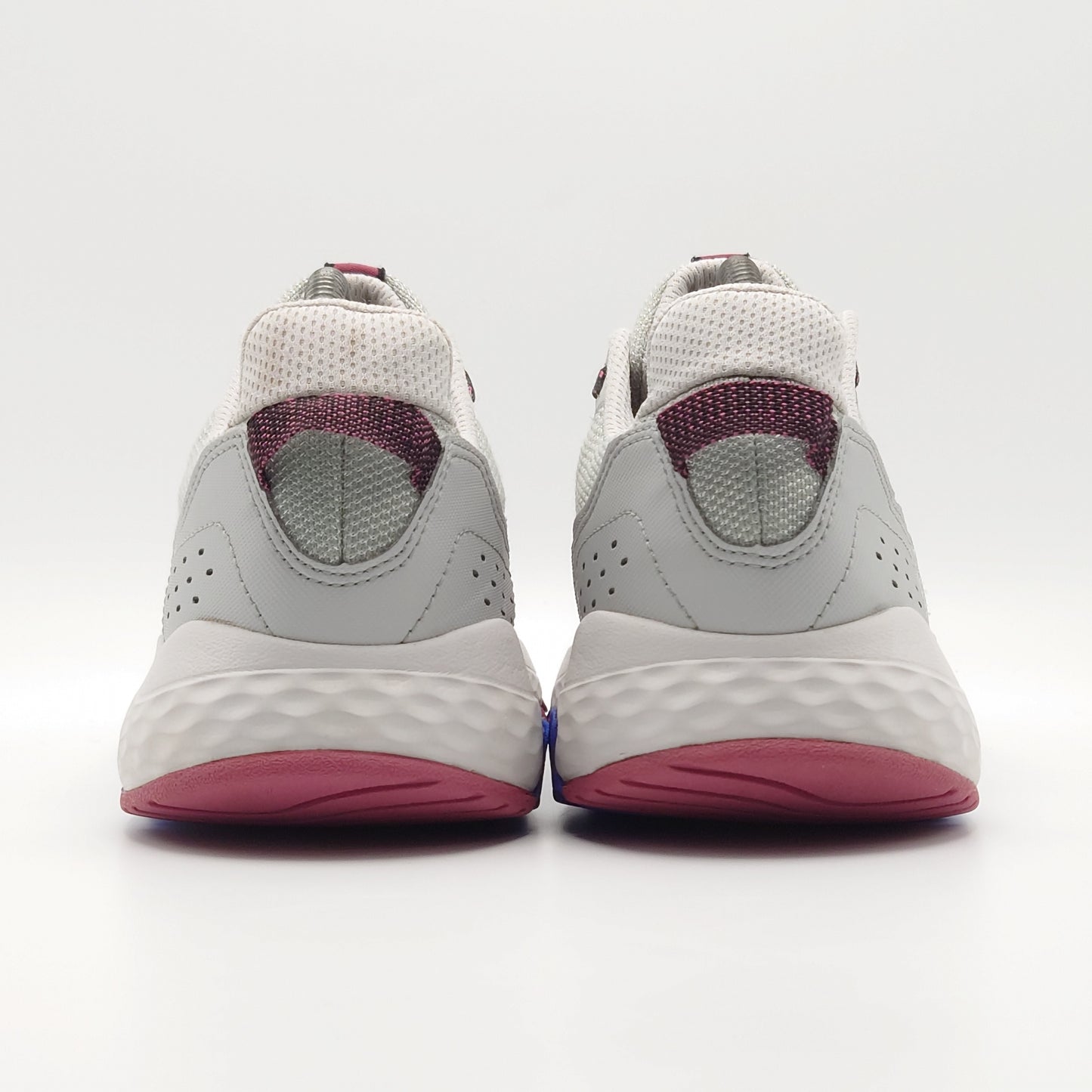 New Balance 410 V8
