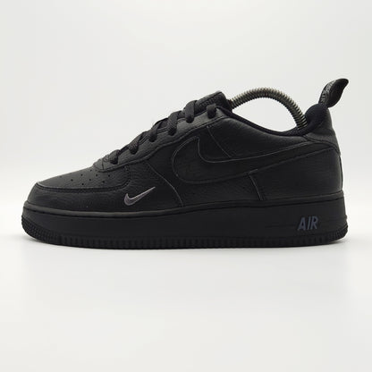 Nike Air Force 1 LV8