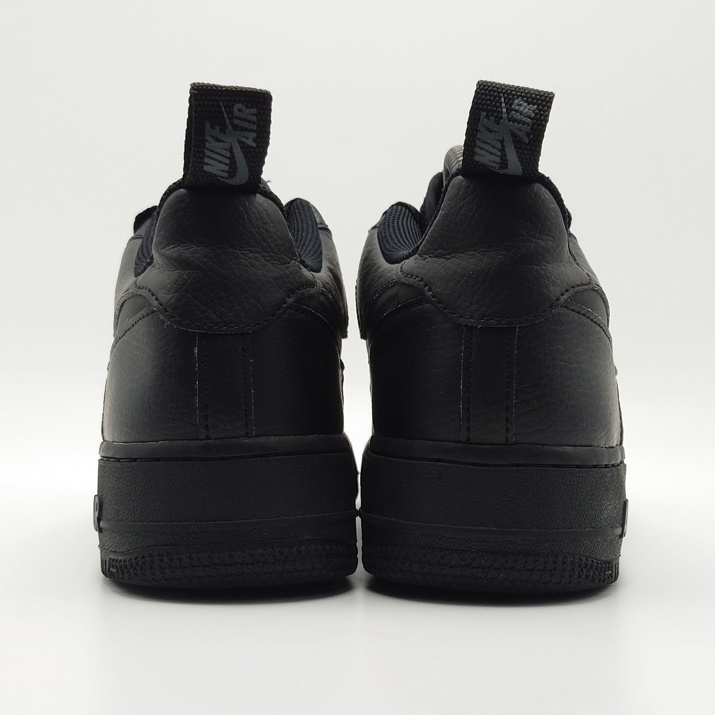 Nike Air Force 1 LV8
