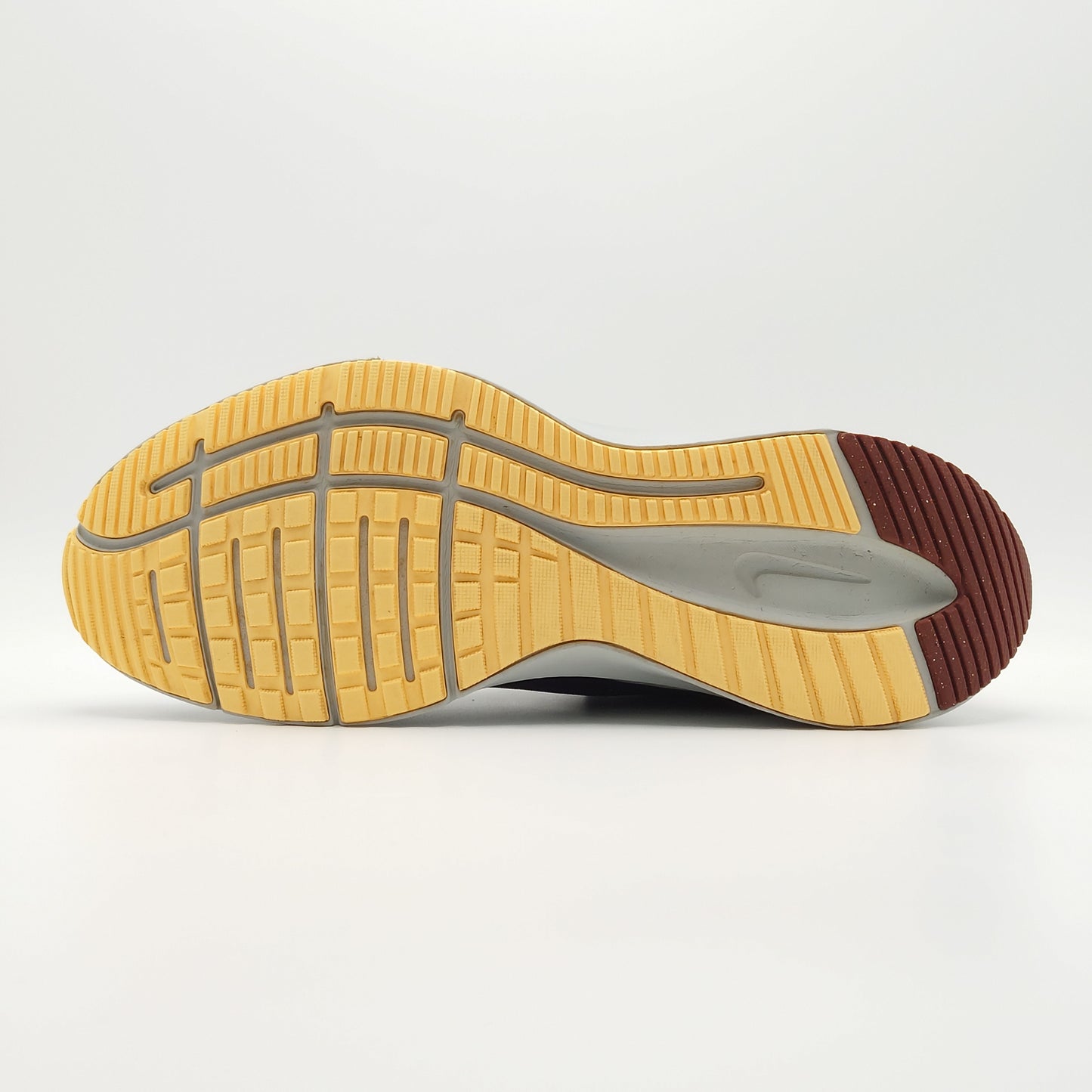 Nike Quest 4