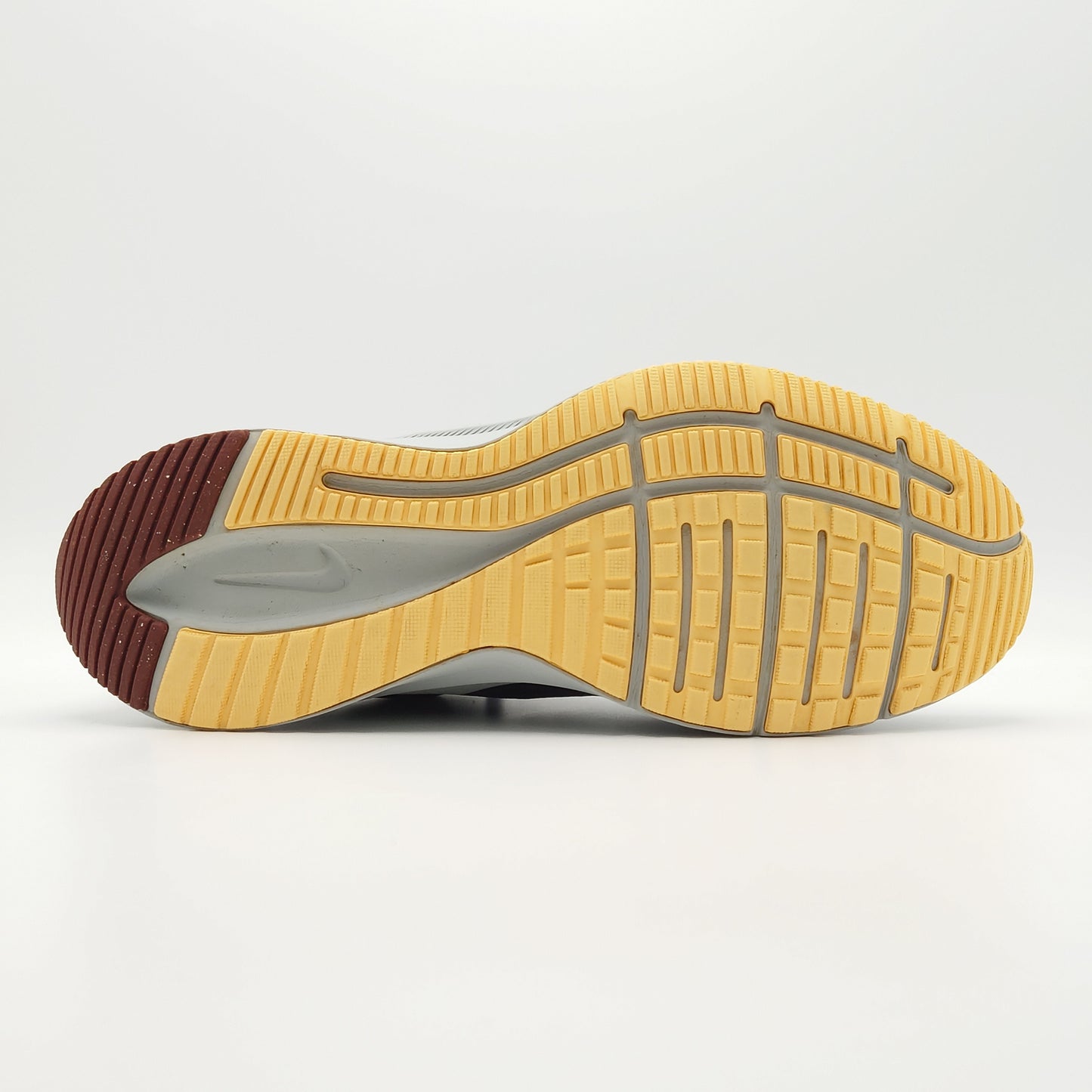 Nike Quest 4