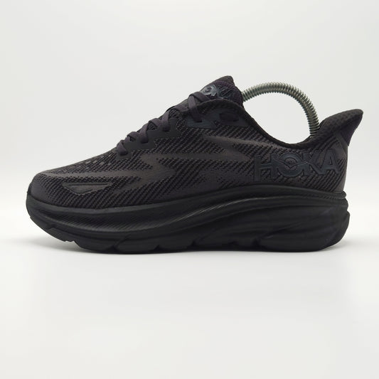 Hoka One One Clifton 9