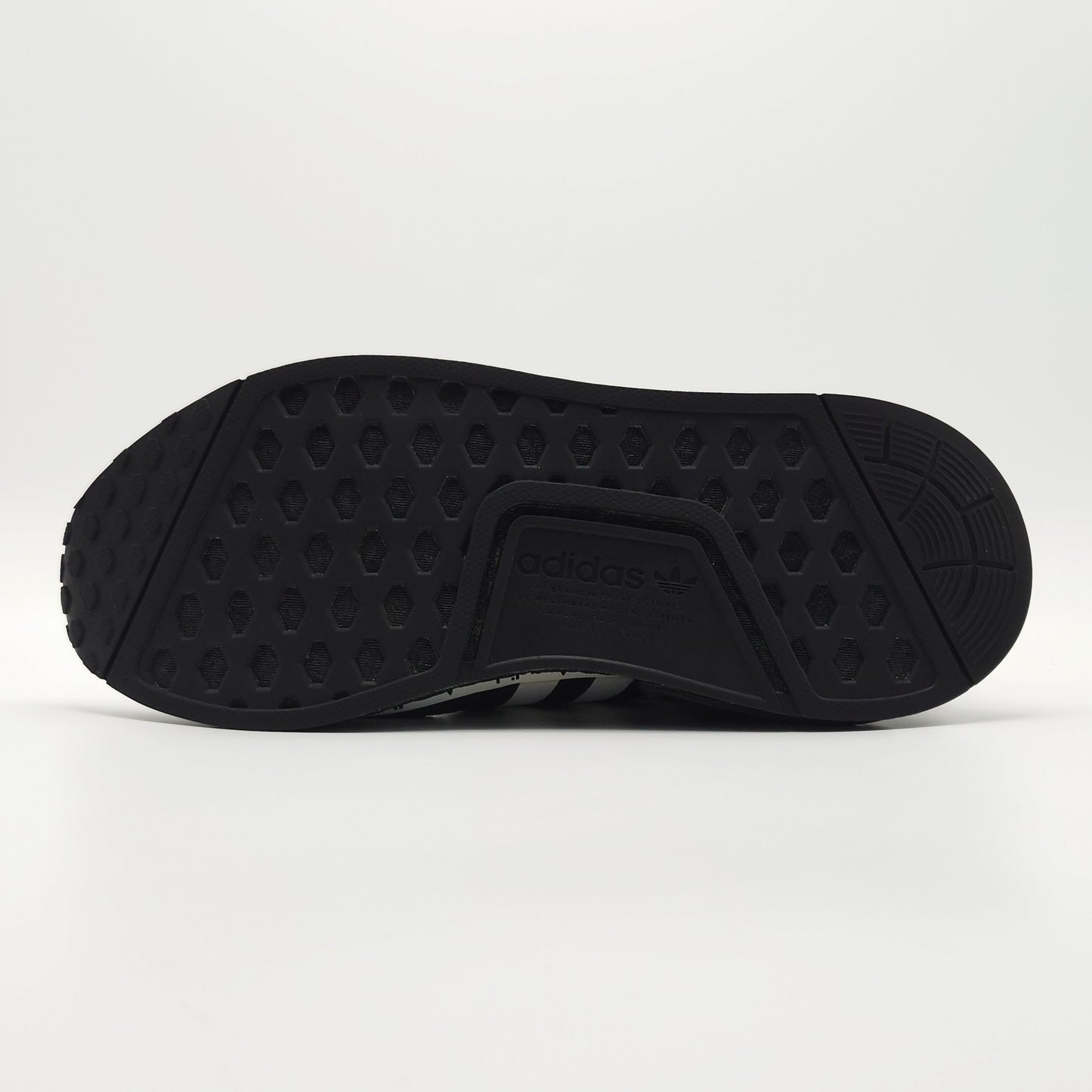 adidas NMD R1 Oreo