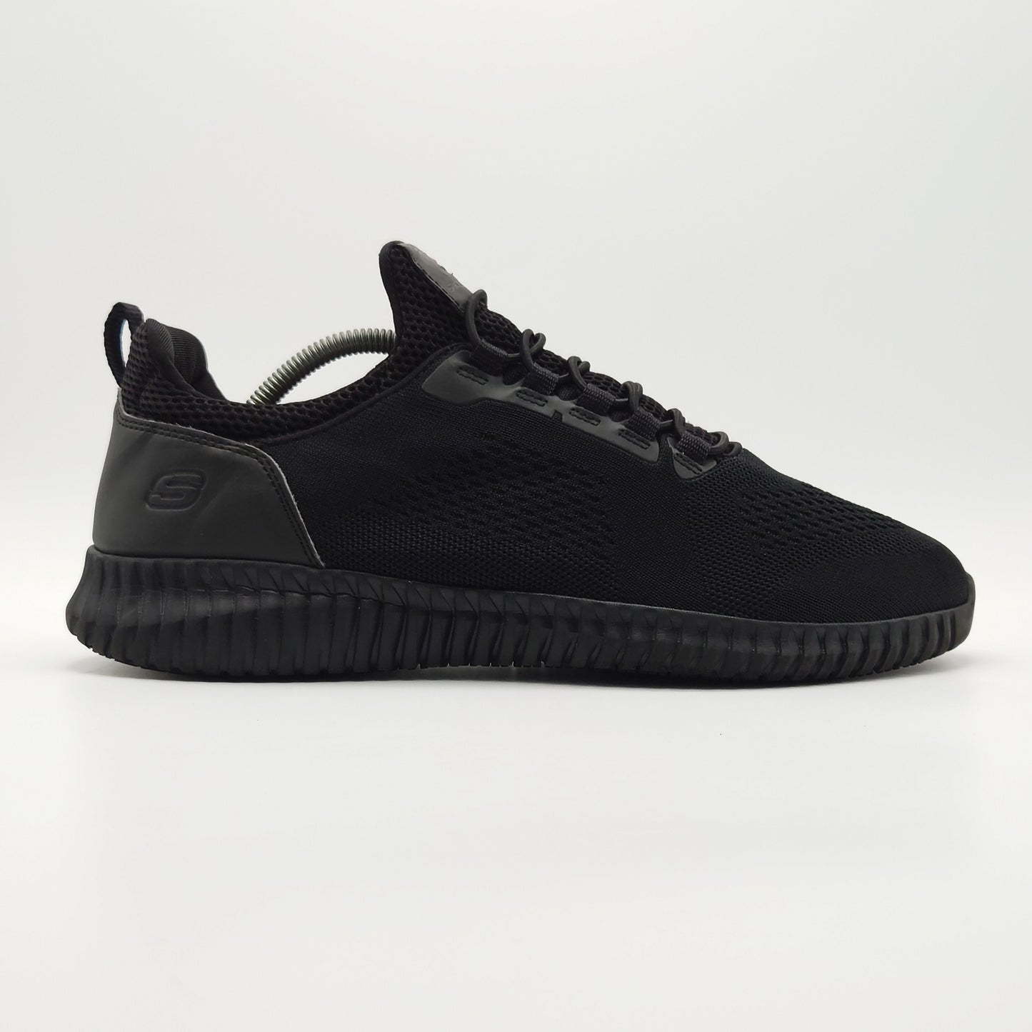 Skechers Cessnock