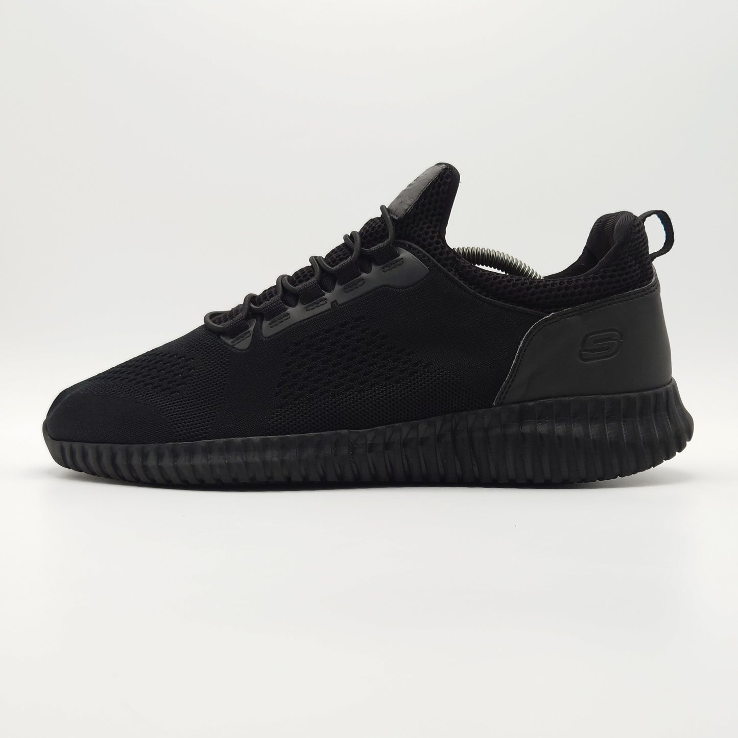 Skechers Cessnock