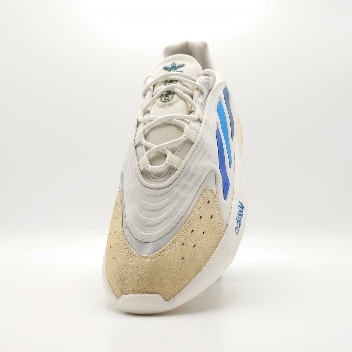 adidas Ozelia