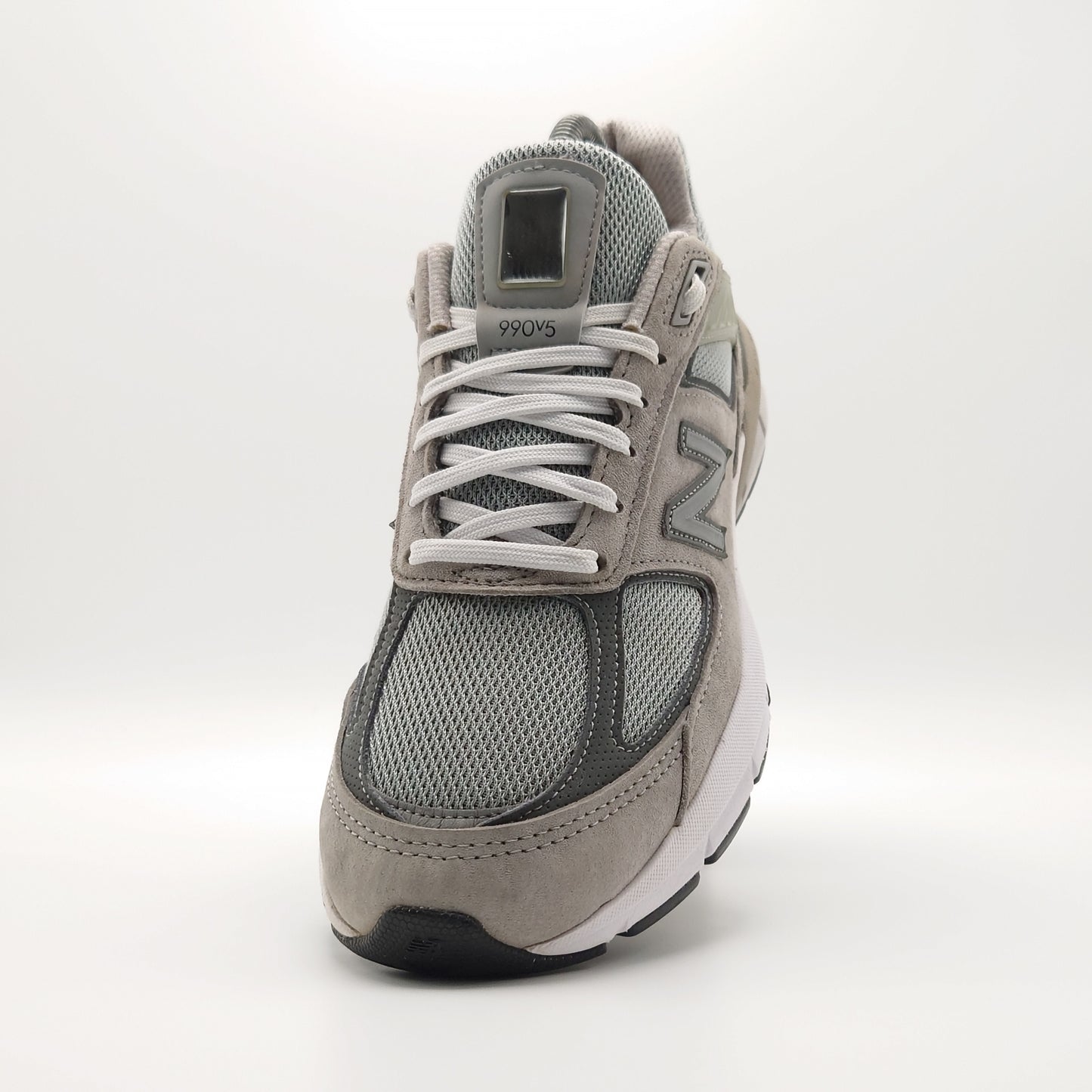 New Balance 990v5