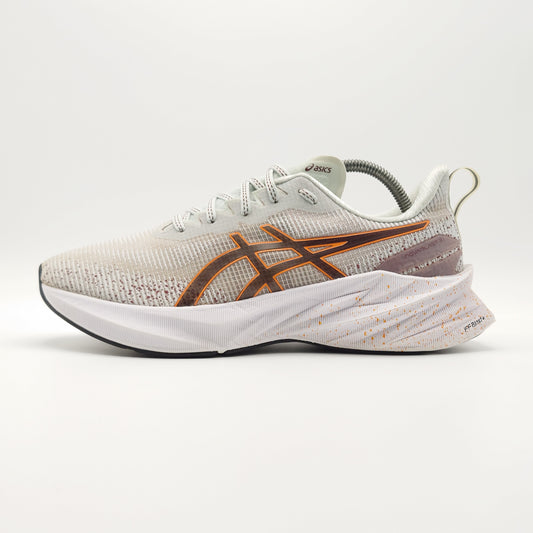 ASICS Novablast 3