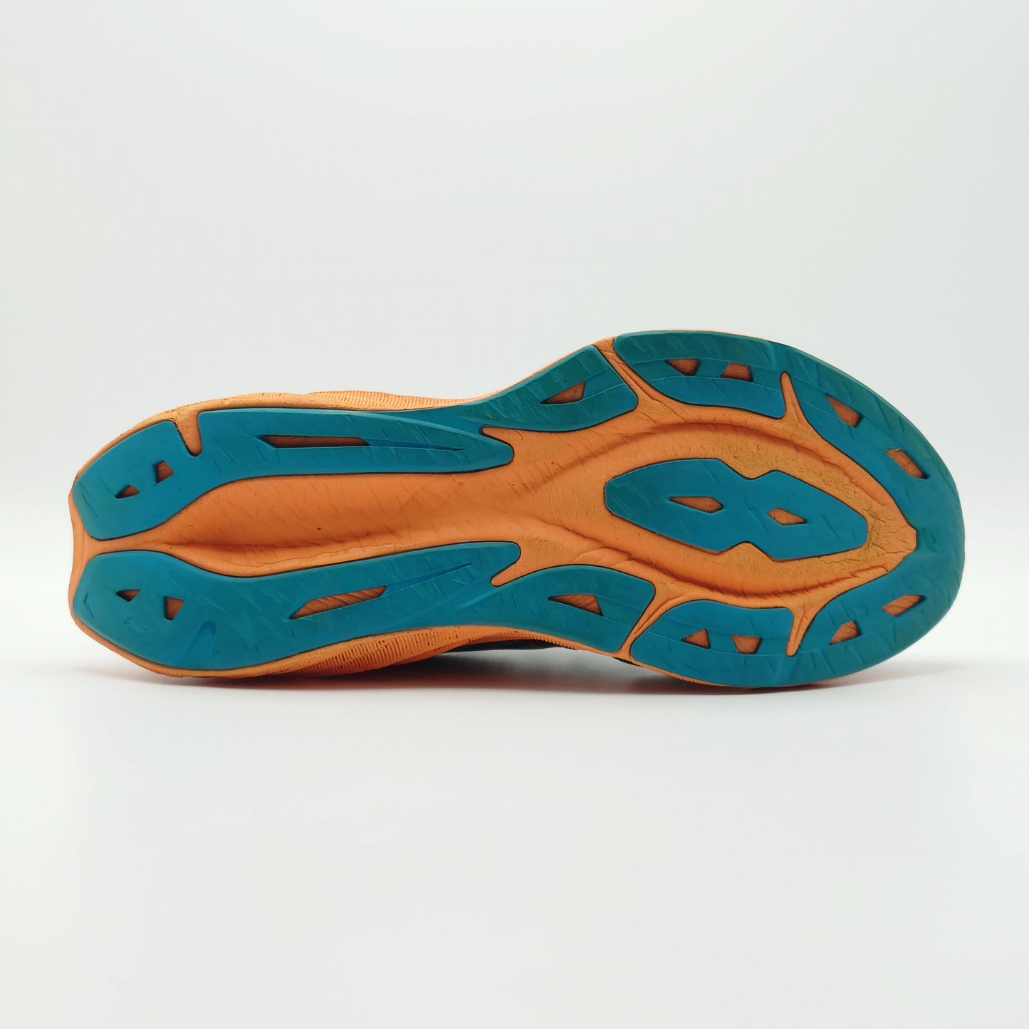 ASICS Novablast 3 LE