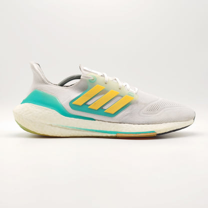 adidas Ultra Boost 22