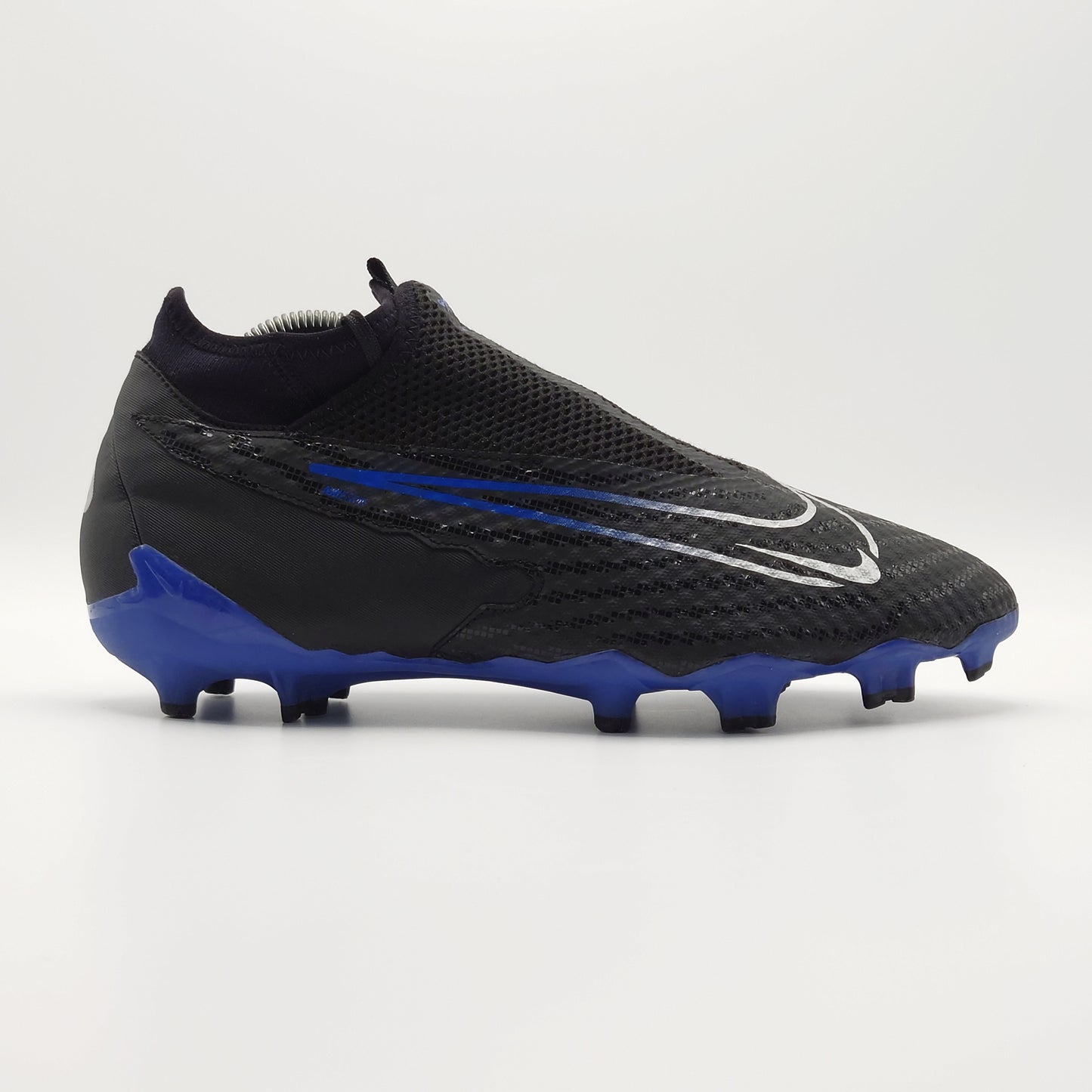 Nike Phantom GX Academy DF MG