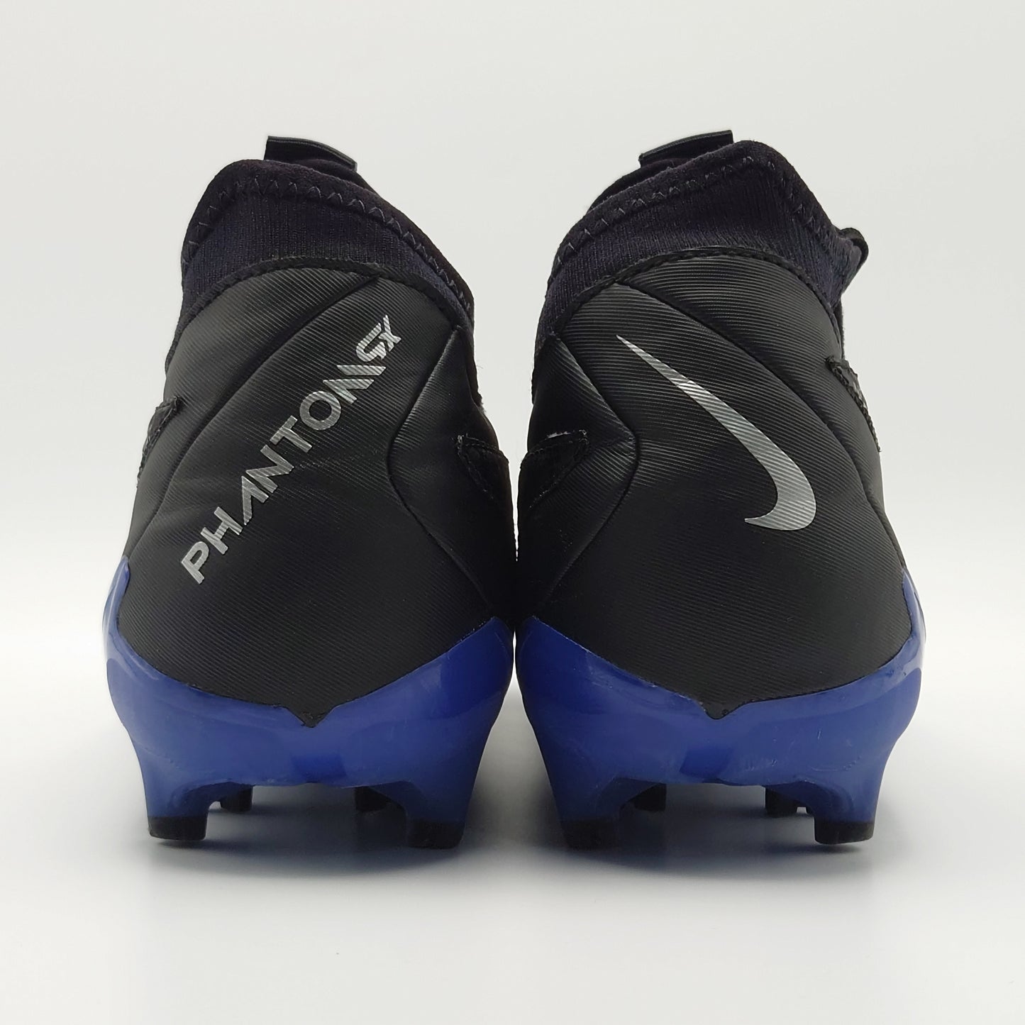 Nike Phantom GX Academy DF MG