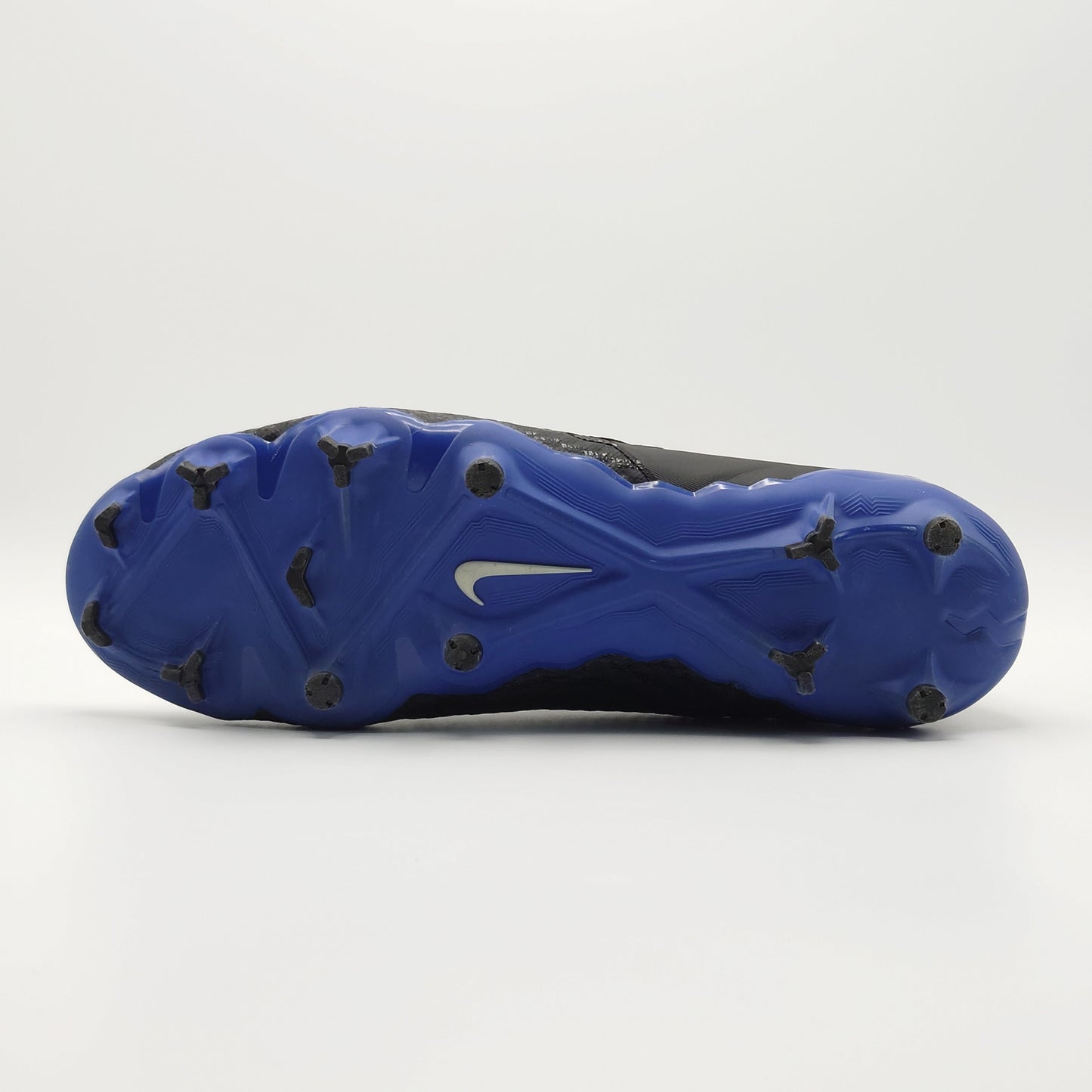 Nike Phantom GX Academy DF MG