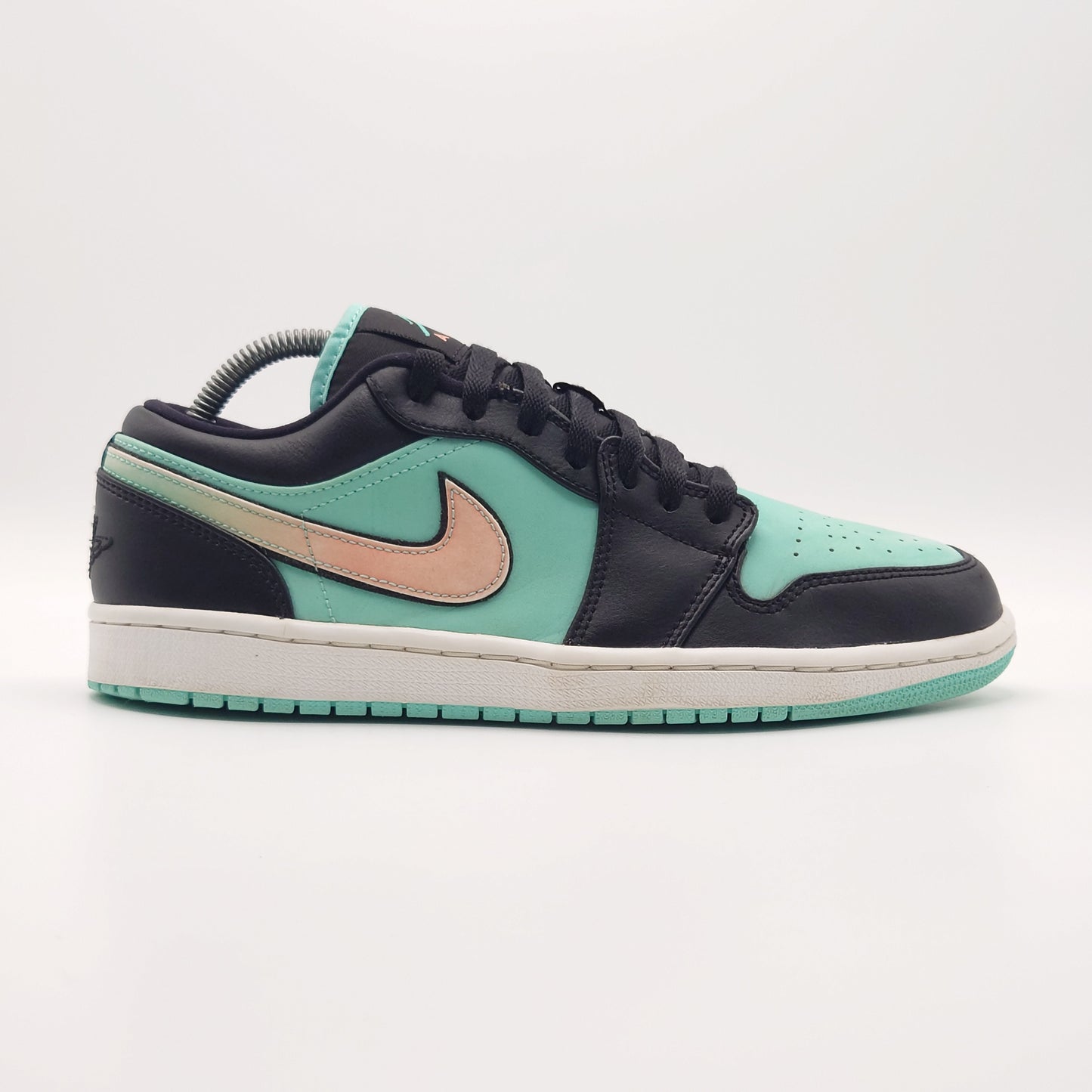 Nike Jordan 1 Low SE Tropical Twist