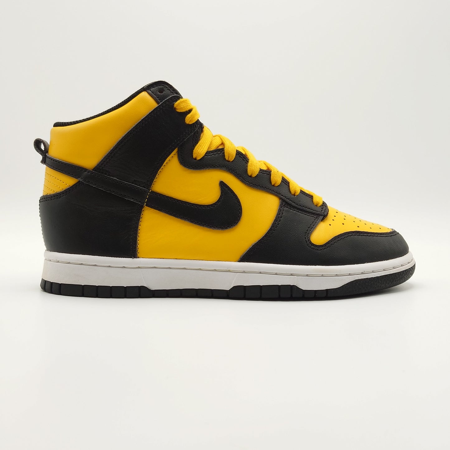 Nike Dunk High Retro Reverse Goldenrod