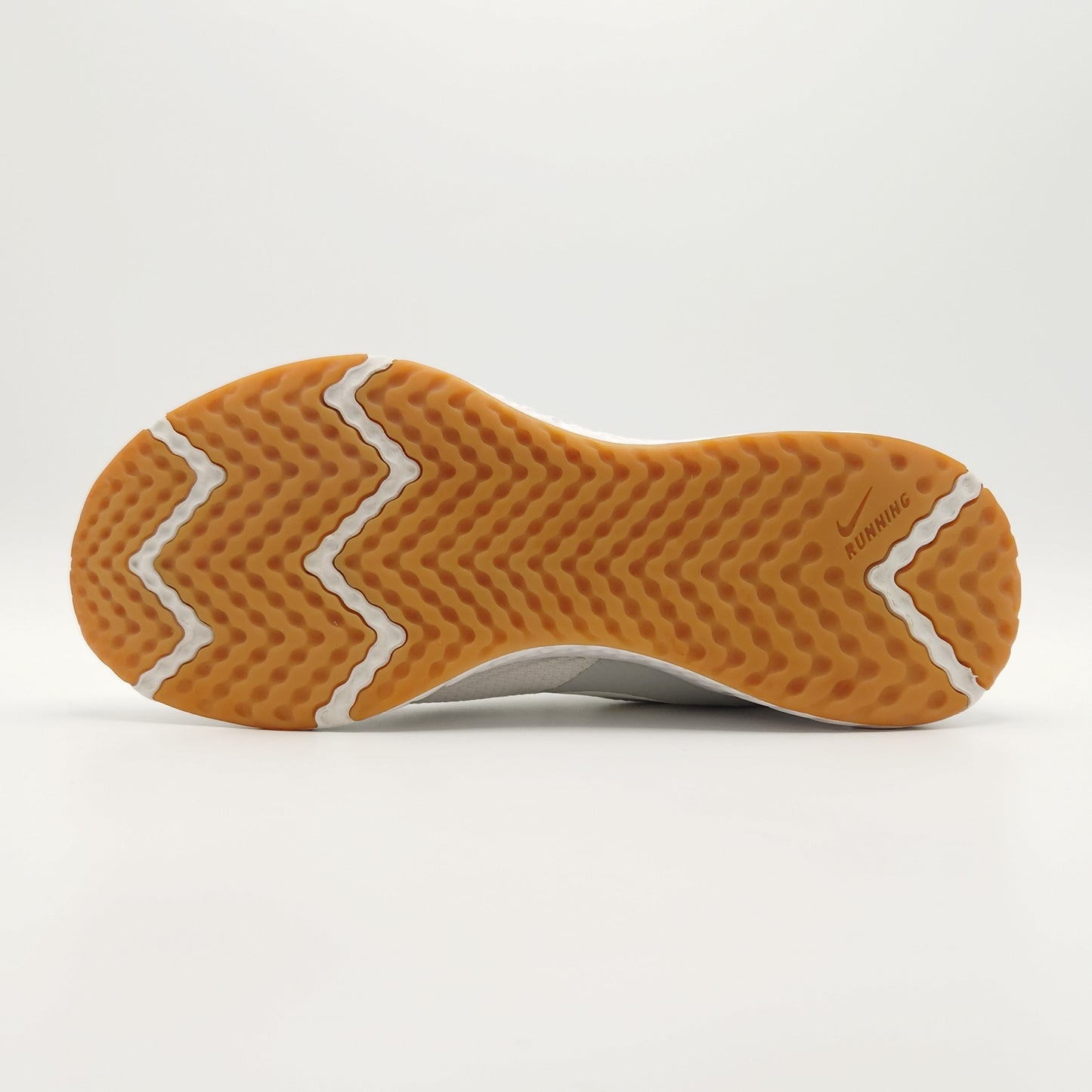 Nike Revolution 5