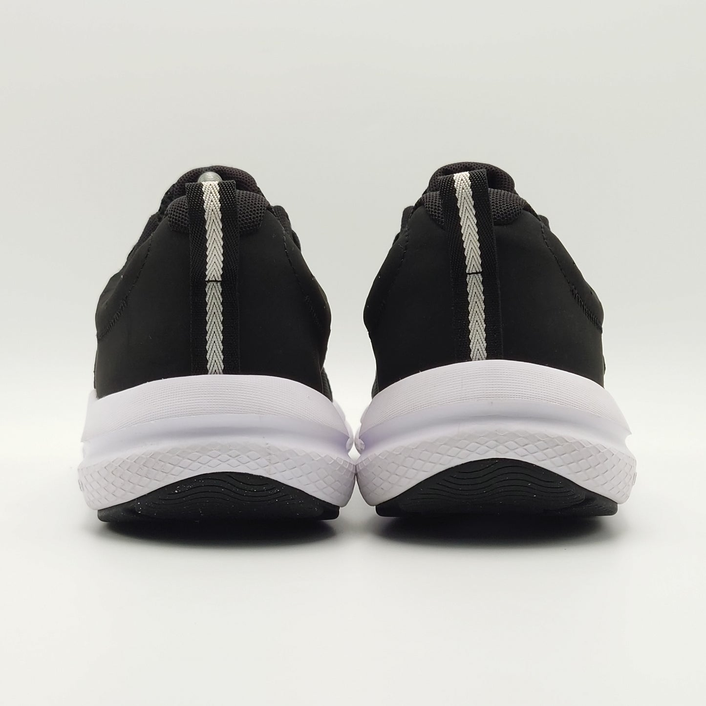 Under Armour Charged Assert 10