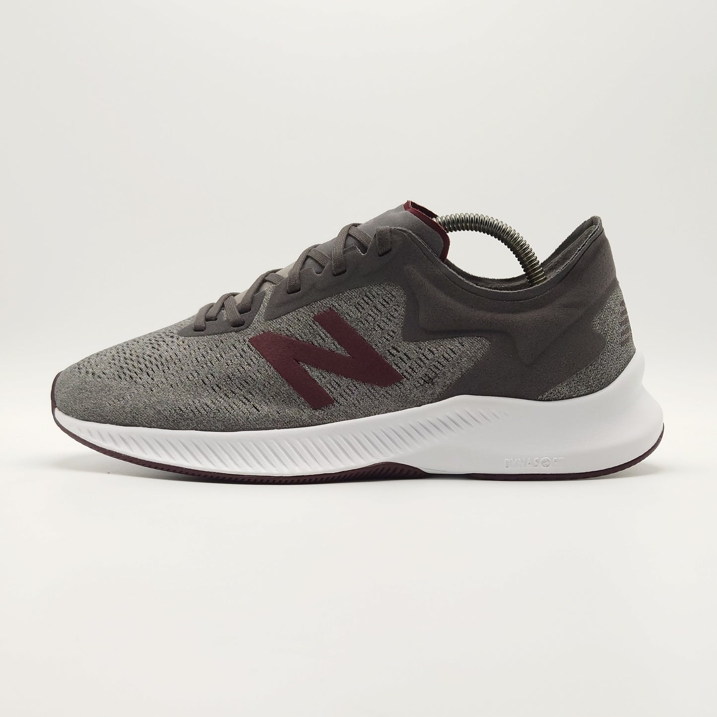New Balance Pesu