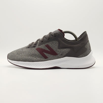 New Balance Pesu