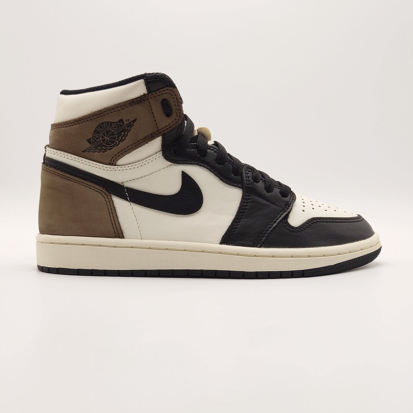 Nike Jordan 1 Retro High - Dark Mocha